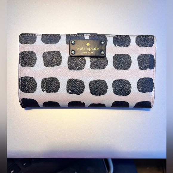 FANTASTIC COACH WALLET - Picture 1 of 6